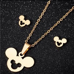 18K Gold Plated Disney Mickey Mouse Head With Cutout Necklace & Earrings Set